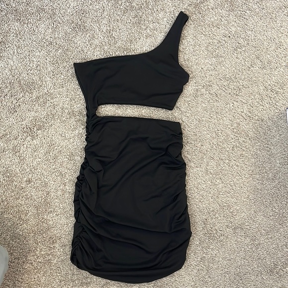 One shoulder mini dress with cut out - Picture 1 of 2
